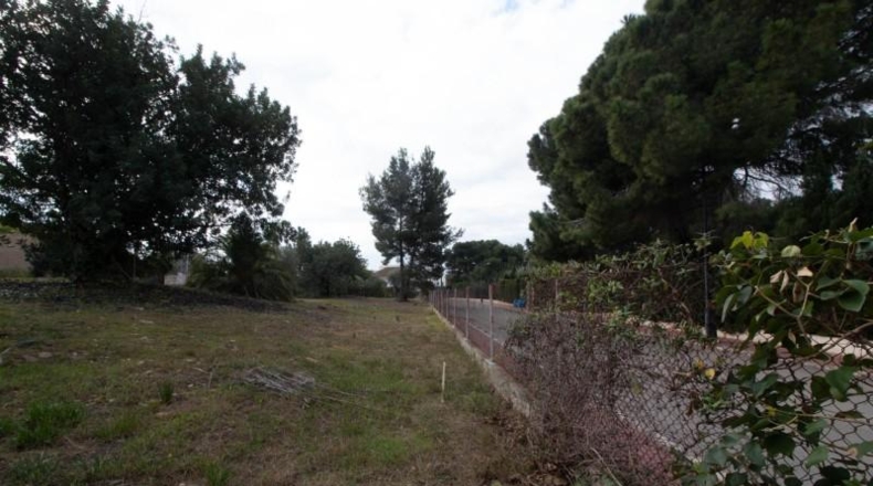 Valencia - Godella - 1058m2