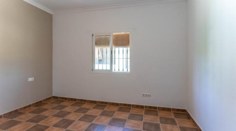 Málaga - Alhaurín el Grande - 3300m2