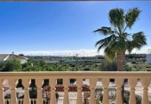 Отдельно стоящий дом с участком на продажу в городе San Juan de los Terreros Фото