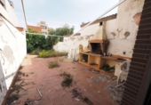 Xalet independent amb terreny en venda a la España, Terrassa, ref.: TR243259 foto