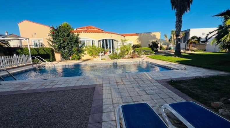 Tarragona - Mont-roig del Camp - 1080m2