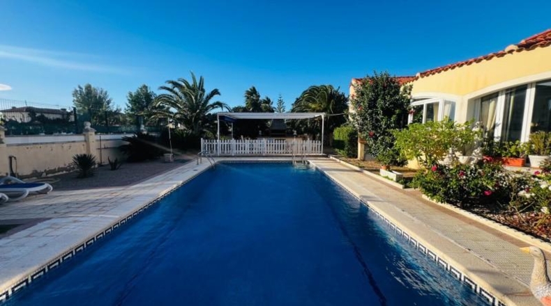 Tarragona - Mont-roig del Camp - 1080m2