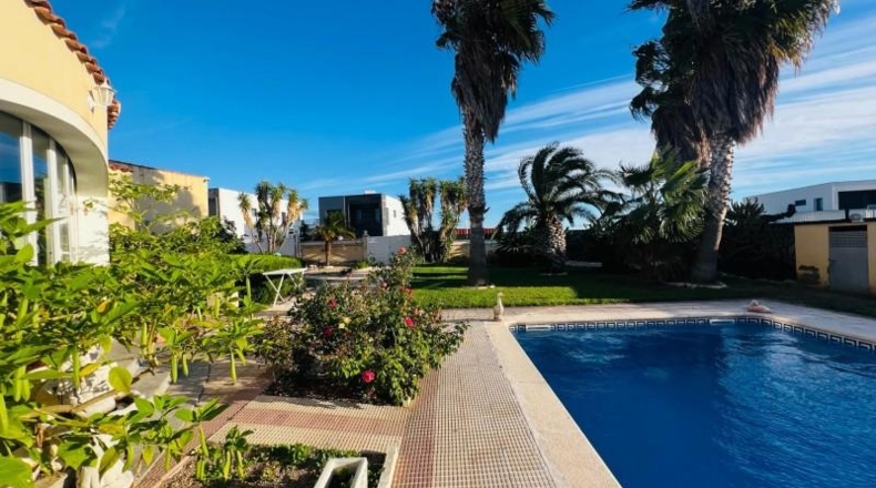 Tarragona - Mont-roig del Camp - 1080m2