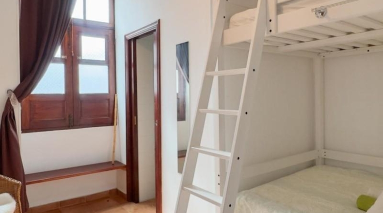 Santa Cruz de Tenerife - Буэнависта-дель-Норте - 243m2