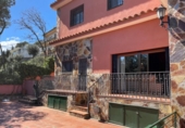 Xalet independent amb terreny en venda a la España, Llinars del Vallès, ref.: TR287715 foto