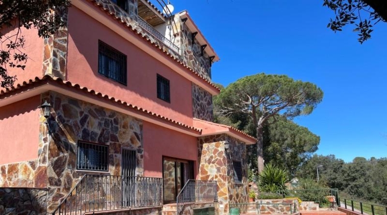 Barcelona - Llinars del Vallès - 1331m2