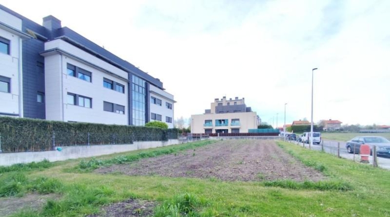 Cantabria - Santa Cruz de Bezana - 796m2