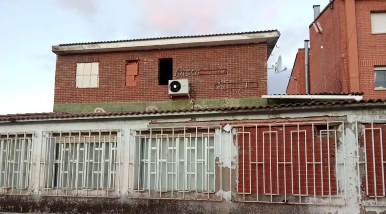Comunidad de Madrid - Pelayos de la Presa - 826m2