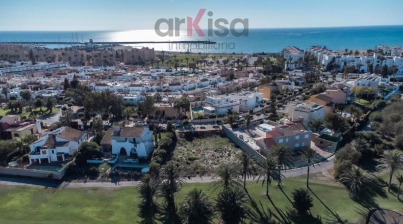 Almeria - El Ejido - 950m2