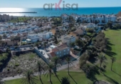 Земля на продажу у города El Ejido Фото