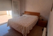 Отдельно стоящий дом с участком на продажу в городе La Nucia Фото