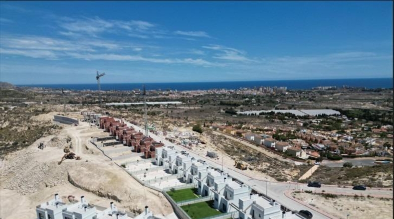 Alicante - Muchamiel - 327m2