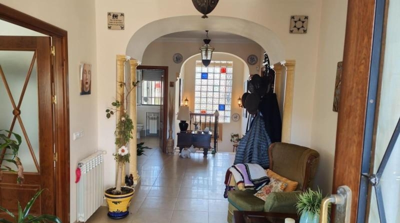 Málaga - Cuevas del Becerro - 1500m2