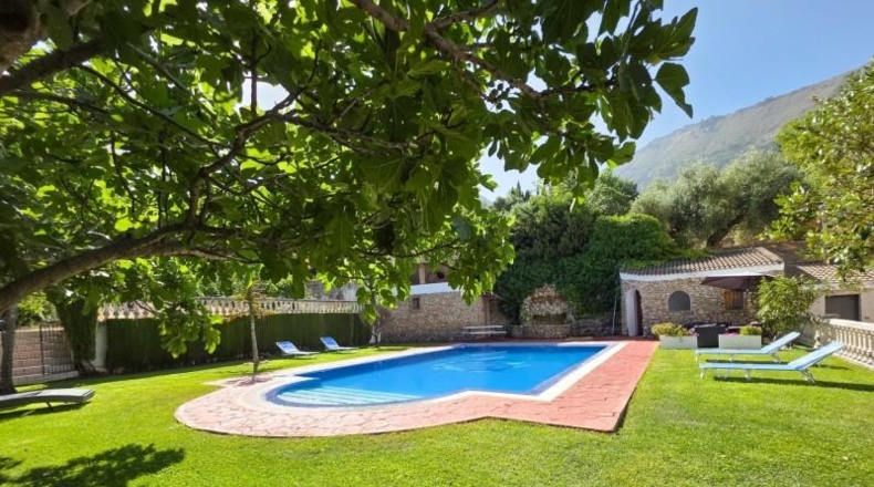 Jaén - Torredonjimeno - 2500m2