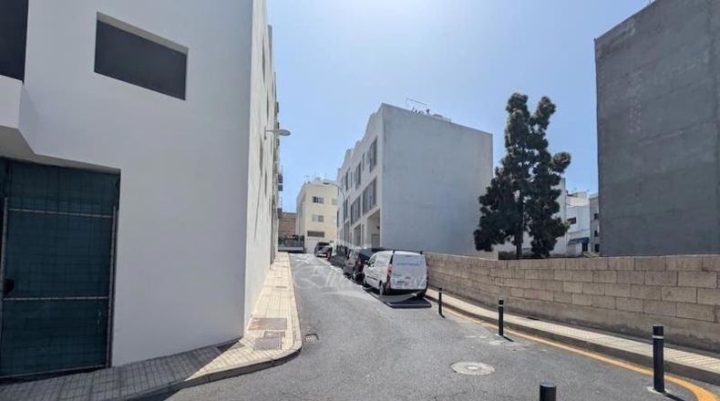 Santa Cruz de Tenerife - Guía de Isora - 845m2
