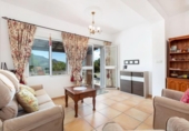 Chalet independiente con terreno en venta en la España, Pizarra, ref: TR248968 foto