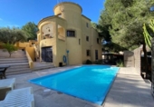 Chalet independiente con terreno en venta en la España, Orihuela, ref: TR340085 foto