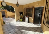 Chalet independiente con terreno en venta en la España, Orihuela, ref: TR340085 foto