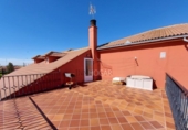 Xalet independent amb terreny en venda a la España, Sanchidrián, ref.: TR151470 foto