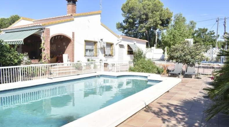 Alicante - San Vicente del Raspeig - 1110m2