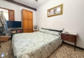 Дом с участком на продажу в городе Mancor de la Vall Фото