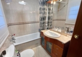 Casa de pueblo en venta en la España, Santa Perpètua de Mogoda, ref: TR382643 foto