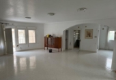 Chalet independiente con terreno en venta en la España, Orihuela, ref: TR382919 foto