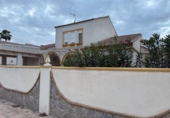 Chalet independiente con terreno en venta en la España, Orihuela, ref: TR382919 foto
