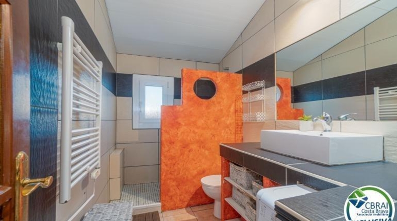 Girona - Empuriabrava - 110m2