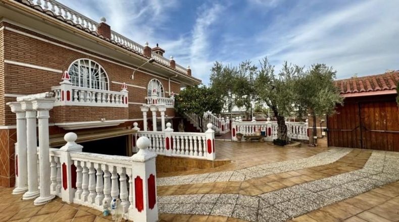 Granada - Ogíjares - 1353m2