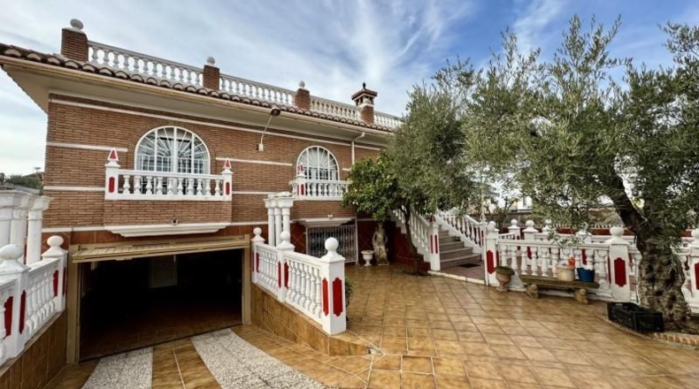 Granada - Ogíjares - 1353m2