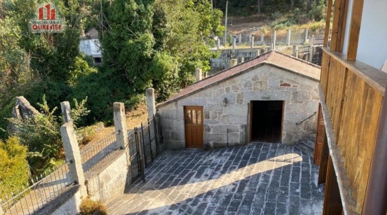 Orense - Carballeda de Avia - 300m2