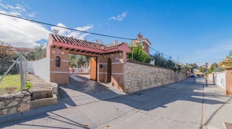 Granada - Ogíjares - 1353m2