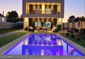 Chalet independiente con terreno en venta en la España, Albacete, ref: TR239683 foto