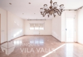 Chalet independiente con terreno en venta en la España, Caldes de Montbui, ref: TR218802 foto