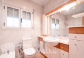 Chalet independiente con terreno en venta en la España, Caldes de Montbui, ref: TR218802 foto