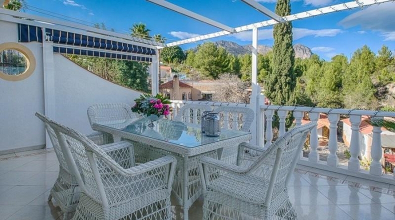Alicante - La Nucía - 680m2