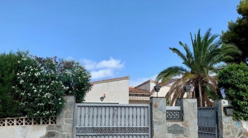 Alicante - Alfaz del Pi - 910m2