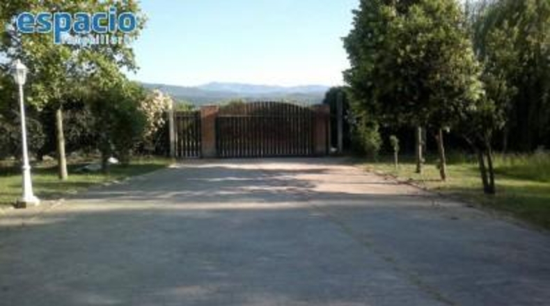 León - Carracedelo - 8000m2