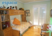 Chalet independiente con terreno en venta en la España, Carracedelo, ref: TR145904 foto