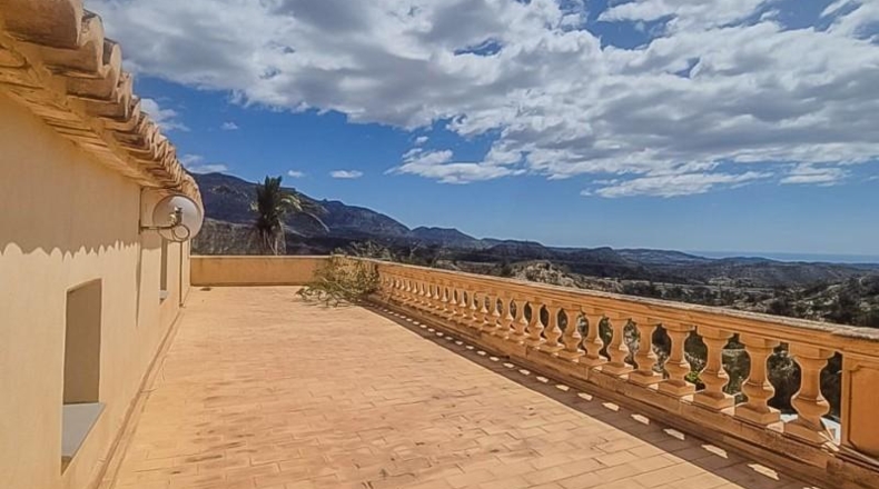 Alicante - Jijona - 330000m2
