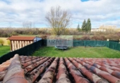 Chalet independiente con terreno en venta en la España, Villaquilambre, ref: TR367039 foto
