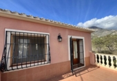 Xalet independent amb terreny en venda a la España, Finestrat, ref.: TR173066 foto