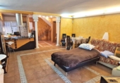 Chalet independiente con terreno en venta en la España, Santa Perpètua de Mogoda, ref: TR157501 foto