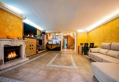 Дом с участком на продажу в городе Santa Perpètua de Mogoda Фото