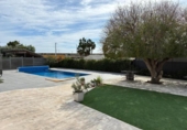 Chalet independiente con terreno en venta en la España, Crevillente, ref: TR349643 foto
