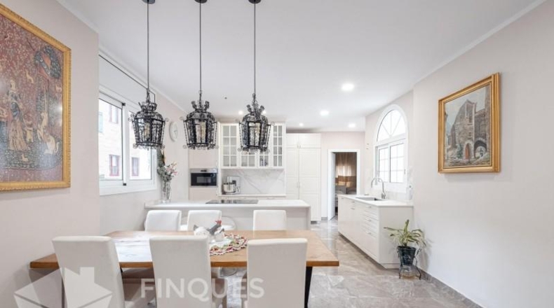 Барселона - Sant Feliu de Codines - 316m2