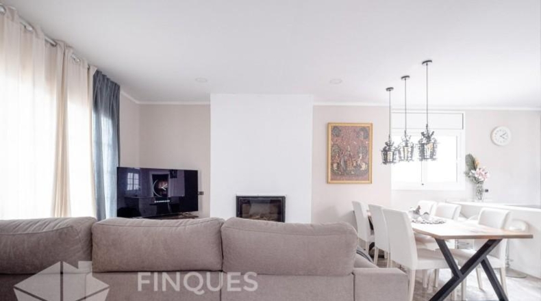 Барселона - Sant Feliu de Codines - 316m2