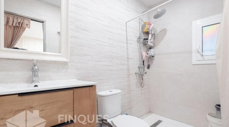 Барселона - Sant Feliu de Codines - 316m2