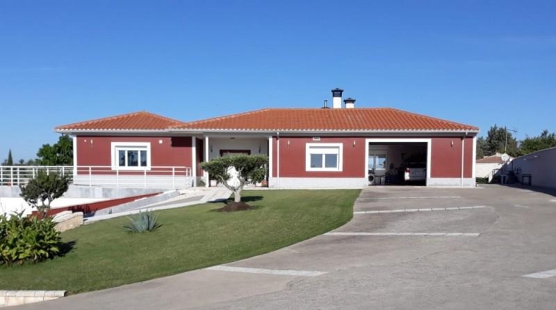 Salamanca - Villamayor - 2300m2